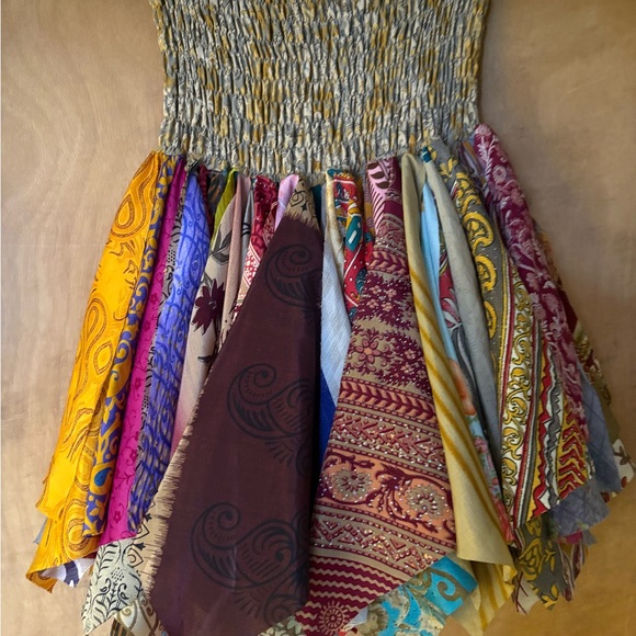 Colorful recycled Sari hanky Patchwork Skirt - Picture 4 of 5